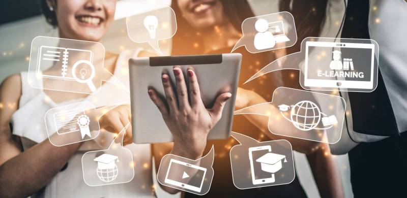Online learning and training